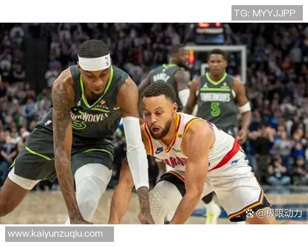 尽管努力拼搏戴维斯全场独得26分11篮板却难阻球队失利 尽管努力拼搏戴维斯全场独得26分11篮板却难阻球队失利