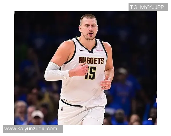 约基奇成NBA历史首位三项数据均列赛季前3的球员掘金揭幕战引关注