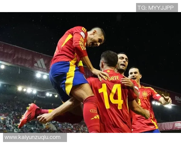 莫拉塔主动犯规染黄示意换人两次错失良机引发争议