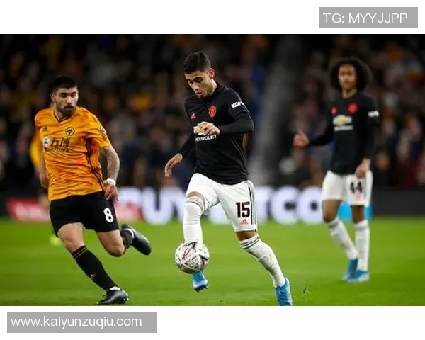 乌尊状态回暖自九月以来首次参与进球本赛季前八场已独造九球