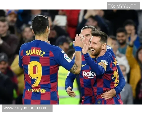 巴塞罗那与比利亚雷亚尔争夺西甲榜首之战精彩纷呈